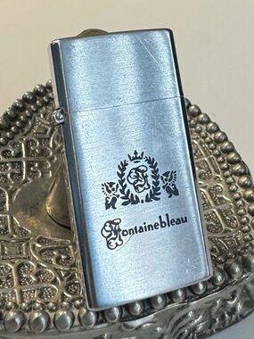 1950s Working Fontainebleau Barlow Miniature Lighter B-15